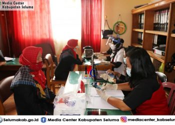 PEMBERIAN SUNTIKAN VAKSIN-1 COVID-19 TAHAP II DI DINAS DUKCAPIL KABUPATEN SELUMA