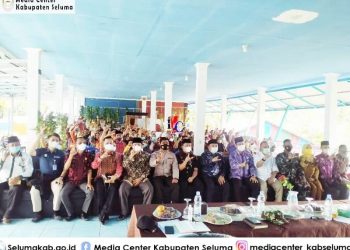 RAPAT PERSIAPAN VAKSINASI COVID-19 MASSAL PERINGATI HARI KESEHATAN NASIONAL TAHUN 2021