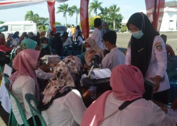 SERBUAN VAKSINASI DI KABUPATEN SELUMA DALAM RANGKA MENINGKATKAN TARGET VAKSINASI COVID-19