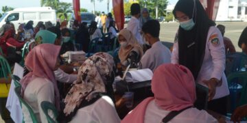 SERBUAN VAKSINASI DI KABUPATEN SELUMA DALAM RANGKA MENINGKATKAN TARGET VAKSINASI COVID-19