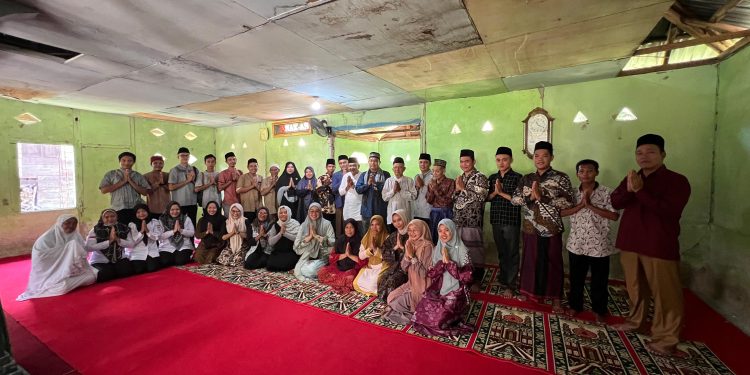 SAFARI RAMADHAN DINAS KESEHATAN KABUPATEN SELUMA DI MASJID AL-IKLAS KECAMATAN ULU TALO