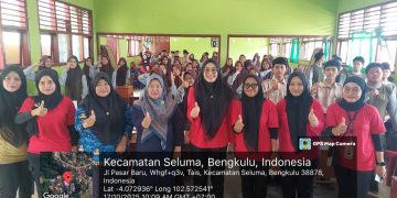 DINAS KESEHATAN SELUMA GELAR KEGIATAN PELAKSANAAN KEBUGARAN JASMANI MELALUI SOSIALISASI SIPGAR DI MTSn 2 SELUMA
