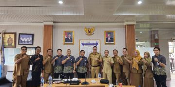 DINAS KESEHATAN KAB SELUMA MENGHADIRI REKON IURAN DAN KEPESERTAAN PPU-PN KP DESA ,PBPU PEMDA TW III TAHUN 2025