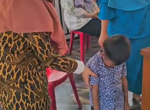 DINAS KESEHATAN KABUPATEN SELUMA LAKSANAKAN VALIDASI DATA BALITA BERMASALAH GIZI DI DESA RIAK SIABUN
