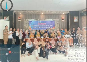KURSUS KEAMANAN PANGAN SIAP SAJI BAGI PENJAMAH PANGAN PEMILIK RUMAH MAKAN DAN KATERING DIGELAR DI DINAS KESEHATAN SELUMA