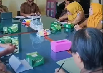BIDANG KESMAS DINAS KESEHATAN KABUPATEN SELUMA HADIRI RAPAT TIM PEMBINA POSYANDU
