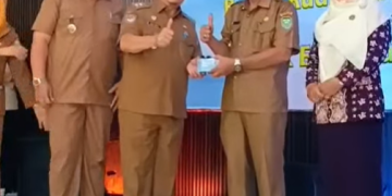 PISAH SAMBUT KEPALA DINAS KESEHATAN KABUPATEN SELUMA